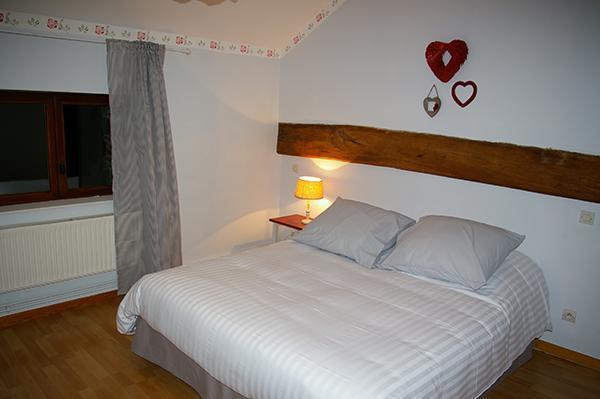 Bed and Breakfast Les Temps Gourmands à Mondrepuis Extérieur photo
